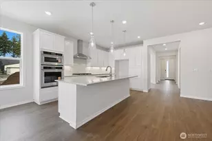 14810 207th Ave E, Bonney Lake, WA 98391 - Photo 11