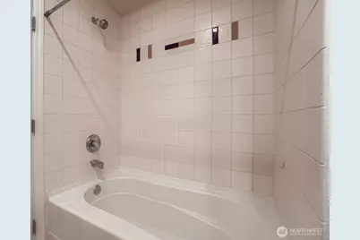 11004 NE 11th Street #406, Bellevue, WA 98004 - Photo 21