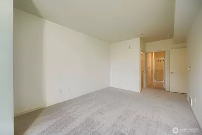 11004 NE 11th Street #406, Bellevue, WA 98004 - Photo 13