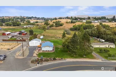 770 Lancaster Road, Selah, WA 98242 - Photo 29