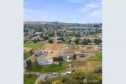 770 Lancaster Road, Selah, WA 98242 - Photo 27