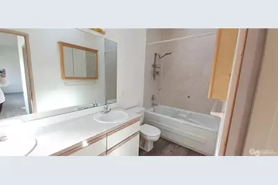 5501 Wilson Avenue S, Seattle, WA 98118 - Photo 9