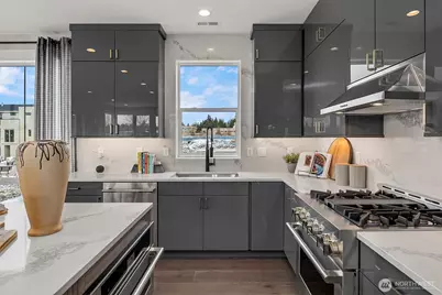 13312 (Site43) NE 175th Place, Woodinville, WA 98072 - Photo 9