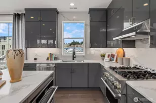 13312 (Site43) NE 175th Pl, Woodinville, WA 98072 - Photo 9