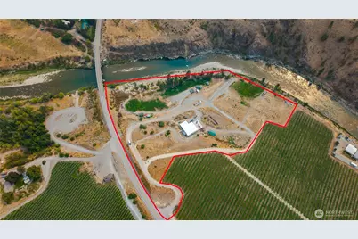 385 Highway 153, Pateros, WA 98846 - Photo 3