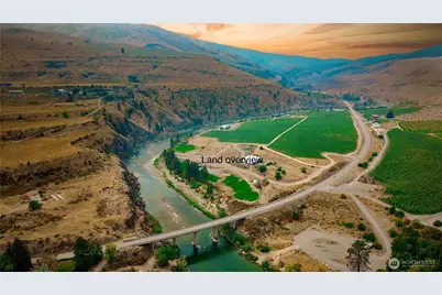 385 Highway 153, Pateros, WA 98846 - Photo 1