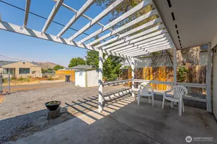 147 E St SE, Ephrata, WA 98823 - Photo 25