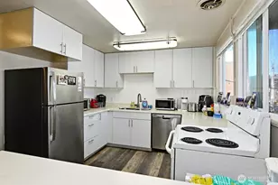 4738 17th Ave NE, Seattle, WA 98105 - Photo 5