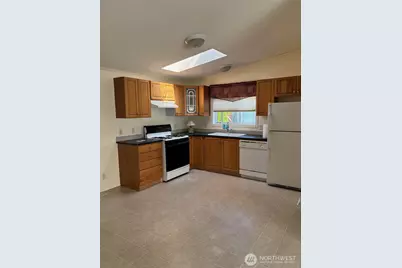 4751 Birch Bay Lynden Road #95, Blaine, WA 98230 - Photo 11