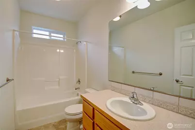 800 Farmington Drive #6, Burlington, WA 98233 - Photo 29