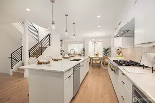 14826 Site 1 NE 2nd Ct, Bellevue, WA 98007 - Photo 3