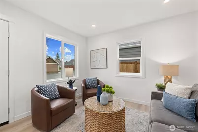 1310 N 3rd Street, Renton, WA 98057 - Photo 3