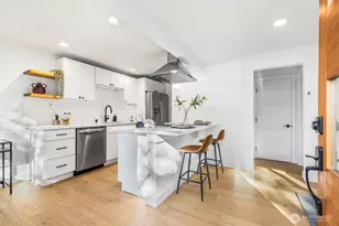 1722 Martin Luther King Jr Way, Seattle, WA 98122 - Photo 3