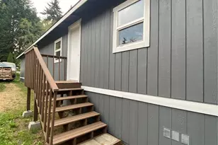 175 NE Camelot Dr, Bremerton, WA 98311 - Photo 17