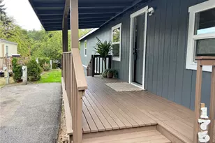 175 NE Camelot Dr, Bremerton, WA 98311 - Photo 3