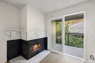 210 SW Clark St, Issaquah, WA 98027 - Photo 5