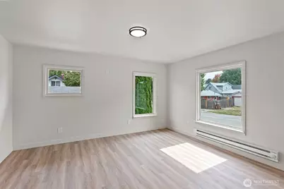 711 S 43rd Street, Tacoma, WA 98418 - Photo 5