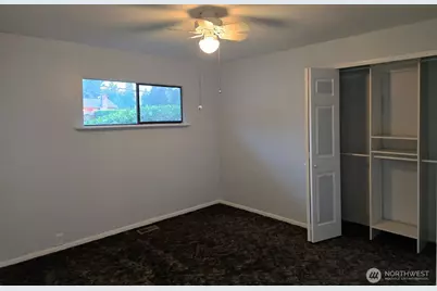 15404 Meadow Road, Lynnwood, WA 98087 - Photo 11