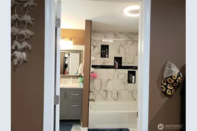 19522 5th Street Ct E #9, Lake Tapps, WA 98391 - Photo 13