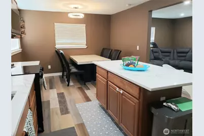 19522 5th Street Ct E #9, Lake Tapps, WA 98391 - Photo 3