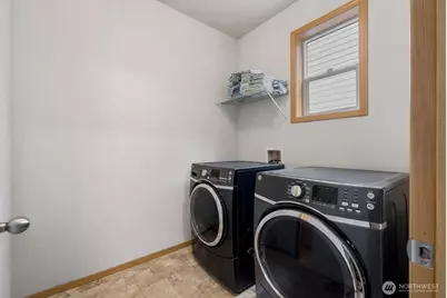 1537 E Gateway Heights Loop, Sedro Woolley, WA 98284 - Photo 9