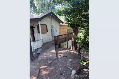 2117 E Phinney Bay Drive, Bremerton, WA 98312 - Photo 23