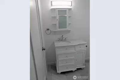 703 E 10th Street, Port Angeles, WA 98362 - Photo 33