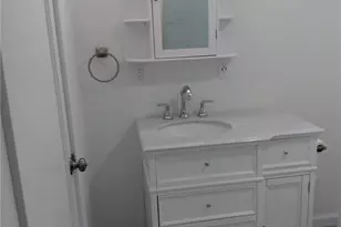 703 E 10th St, Port Angeles, WA 98362 - Photo 33