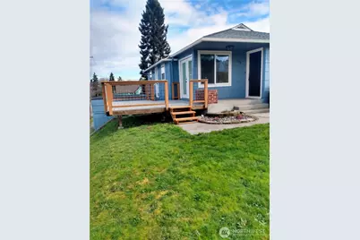 703 E 10th Street, Port Angeles, WA 98362 - Photo 3