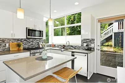 1159 NE 55th Street, Seattle, WA 98105 - Photo 5