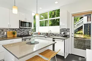 1159 NE 55th St, Seattle, WA 98105 - Photo 5