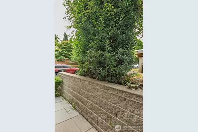 1159 NE 55th Street, Seattle, WA 98105 - Photo 17