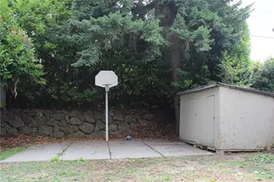 8555 S 120th St, Seattle, WA 98178 - Photo 17