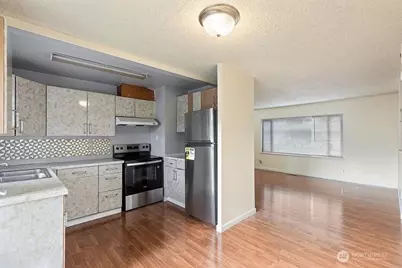 8555 S 120th Street, Seattle, WA 98178 - Photo 9