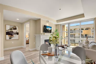 10047 Main Street #305, Bellevue, WA 98004 - Photo 3