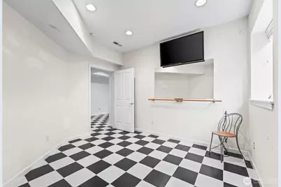 4329 Fairwood Boulevard NE, Tacoma, WA 98422 - Photo 29