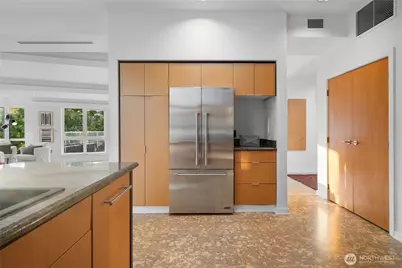 303 E Pike Street #PH1, Seattle, WA 98122 - Photo 17