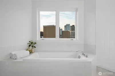 303 E Pike Street #PH1, Seattle, WA 98122 - Photo 23