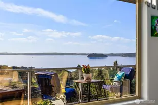 688 Gladstone Dr, Camano Island, WA 98282 - Photo 19