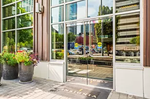 588 Bell St, Seattle, WA 98121 - Photo 5