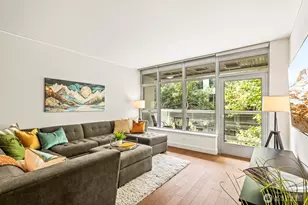 588 Bell St, Seattle, WA 98121 - Photo 15