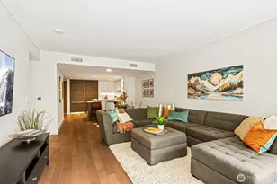 588 Bell St, Seattle, WA 98121 - Photo 17