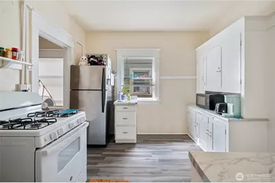 800 Harrison Street, Seattle, WA 98109 - Photo 25