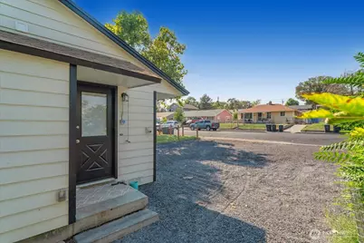 519 N Clark Road, Moses Lake, WA 98837 - Photo 31