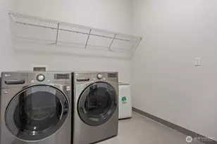 2325 N 122nd St, Seattle, WA 98133 - Photo 21