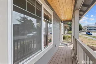 113 N Lenore Ave, Arlington, WA 98223 - Photo 3