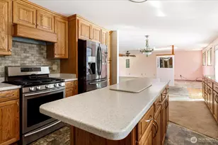 1085 Harrison St, Oak Harbor, WA 98277 - Photo 15