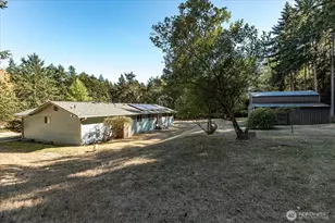 1085 Harrison St, Oak Harbor, WA 98277 - Photo 29