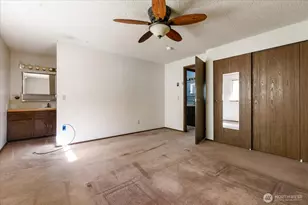 1085 Harrison St, Oak Harbor, WA 98277 - Photo 17