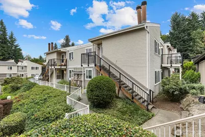 12716 NE 120th Street #H-7, Kirkland, WA 98034 - Photo 1